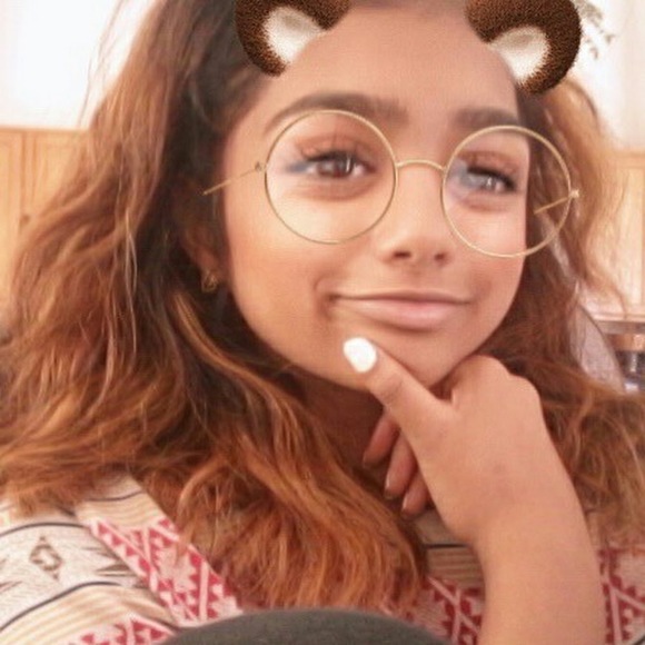 Meet your Posher, Rene - Picture 1 of 1